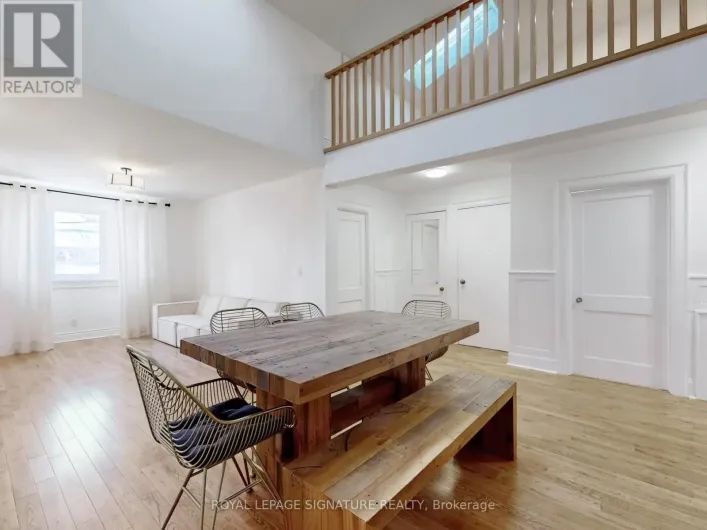 UPPER - 117 WESTMOUNT AVENUE, Toronto