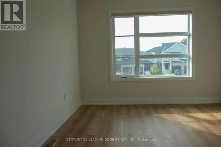 UPPER - 118 2ND STREET, Brockton