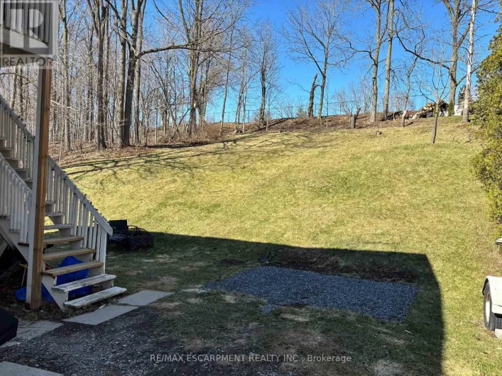 UPPER - 118 SUTHERLAND STREET E, Haldimand