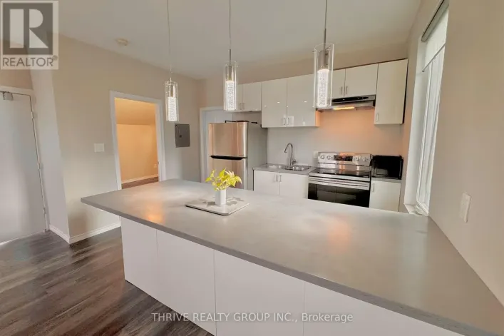 UPPER - 119 MCCLARY AVENUE, London South