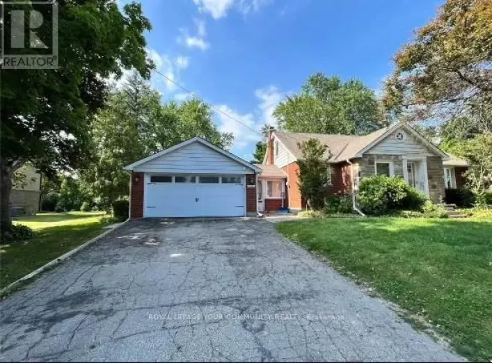 UPPER - 134 JAMES STREET, King