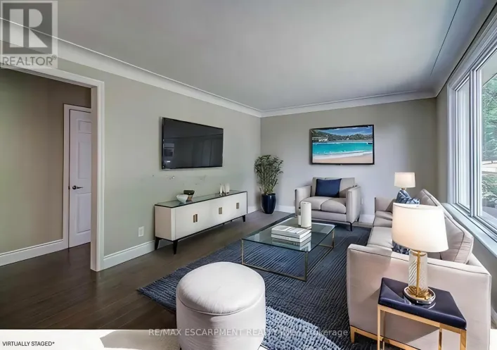 UPPER - 137 MANNING AVENUE, Hamilton