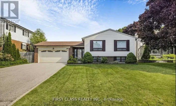 UPPER - 14 PRINGLE AVENUE, Markham