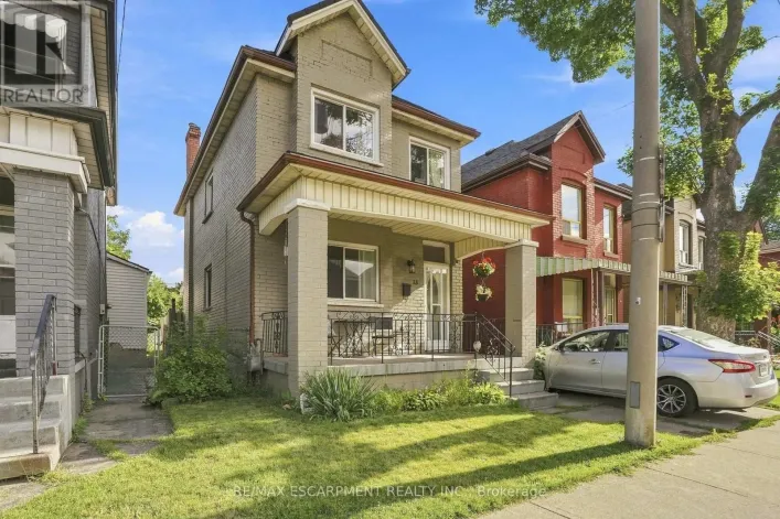 UPPER - 15 CLINTON STREET, Hamilton