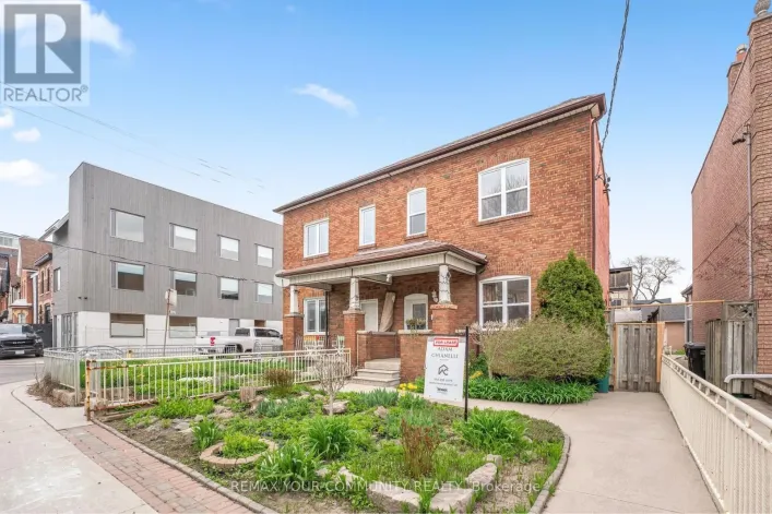 UPPER - 151 DOVERCOURT ROAD, Toronto