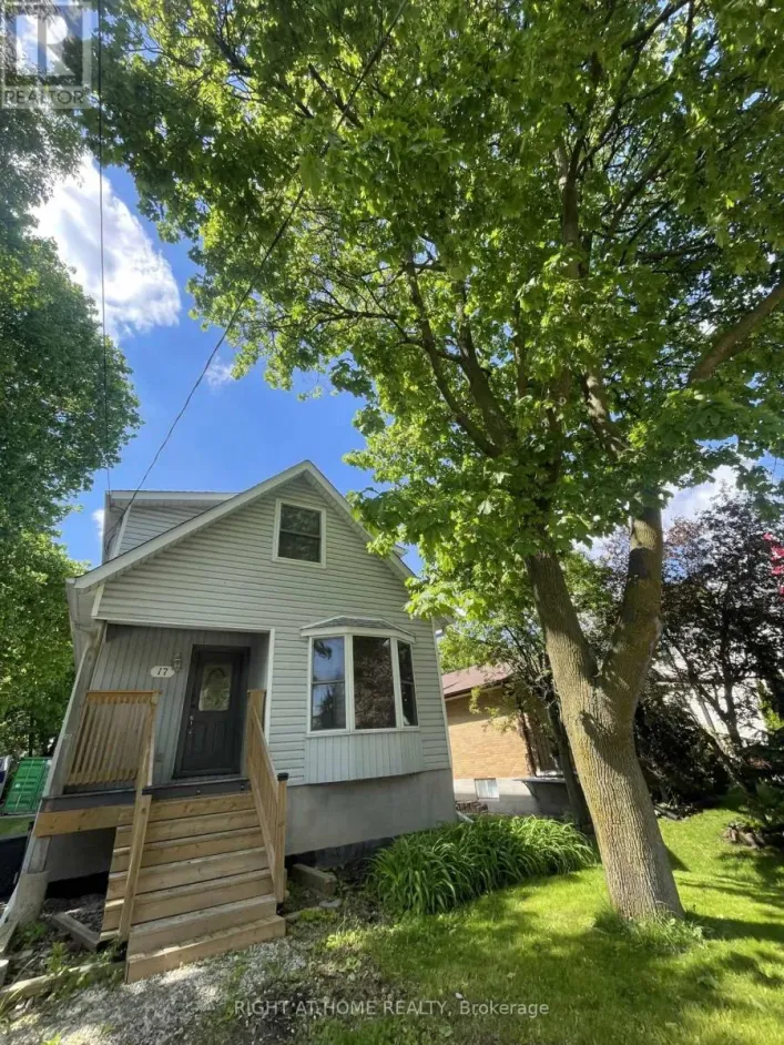 UPPER - 17 MILL STREET, Milton