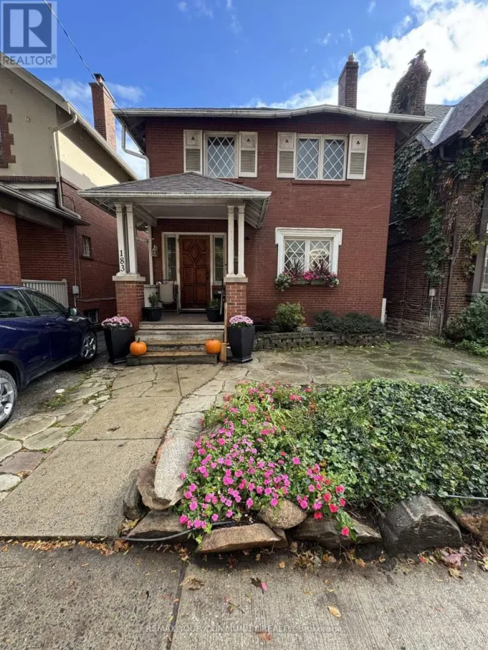 UPPER - 183 ST CLAIR AVENUE E, Toronto