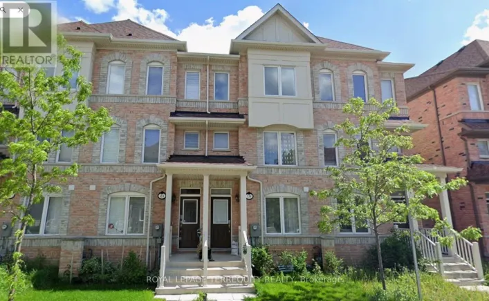 UPPER - 19 DE JONG STREET, Toronto