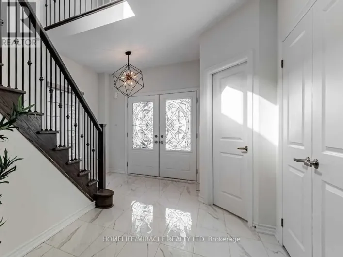 UPPER - 1957 DON WHITE COURT, Oshawa