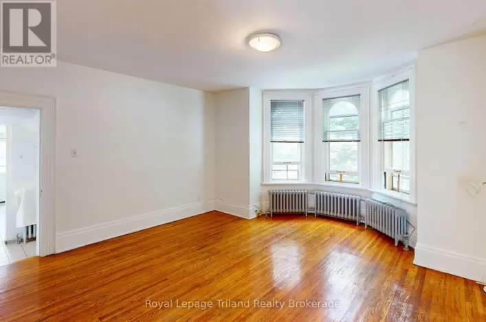 UPPER - 1BED - 52 WELLINGTON STREET S, Woodstock