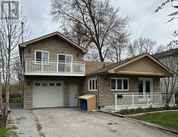 #UPPER - 210 WAY'S BAY DRIVE, Georgina