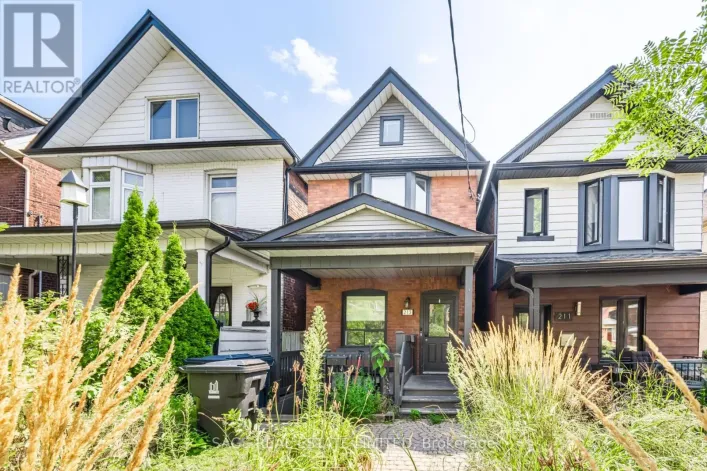 UPPER - 213 LANGLEY AVENUE, Toronto