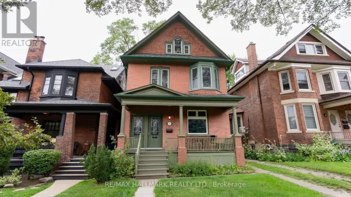 UPPER - 218 RUSHOLME ROAD, Toronto