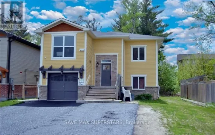 UPPER - 222 PHILLIPS STREET, Barrie