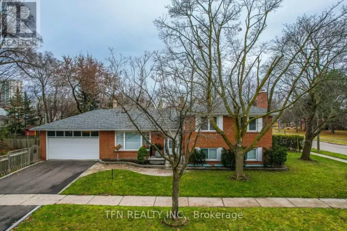 UPPER - 25 KAREN ROAD, Toronto