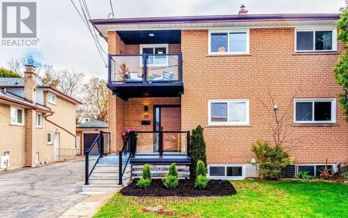 UPPER - 25 NEWLIN CRESCENT, Toronto