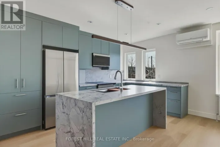 UPPER - 250 HALLAM STREET, Toronto