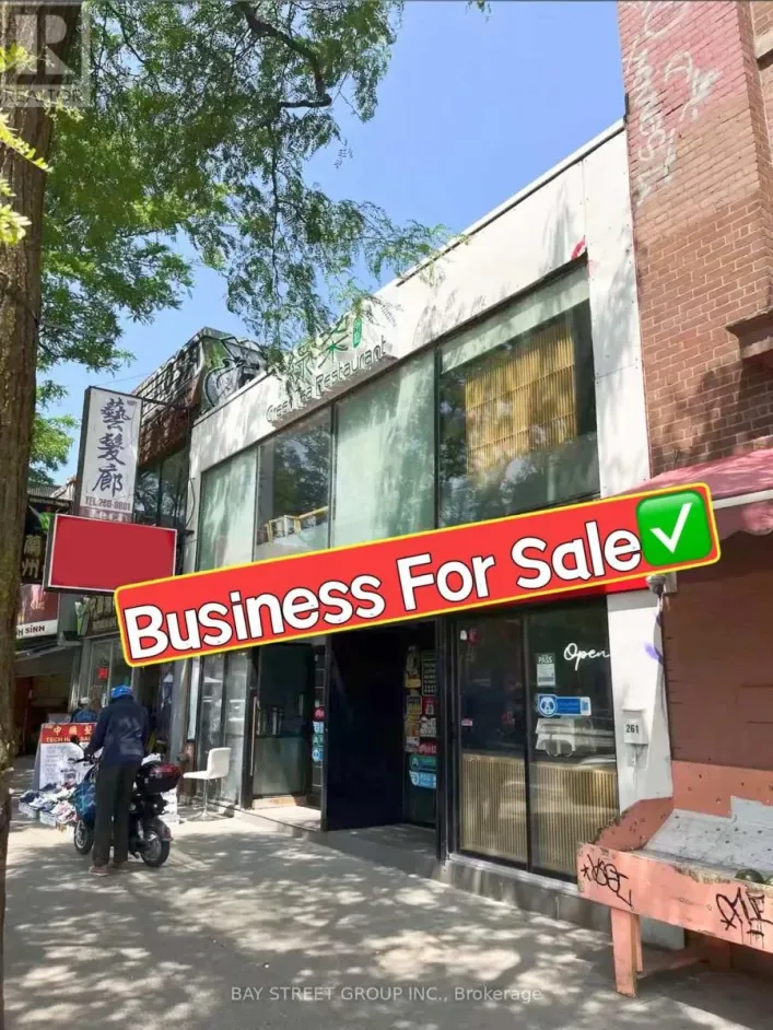 UPPER - 261 SPADINA AVENUE, Toronto