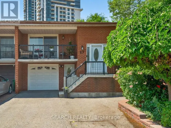 UPPER - 27 HICKORYNUT DRIVE, Toronto