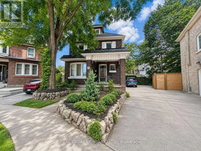 UPPER - 272 STINSON CRESCENT, Hamilton