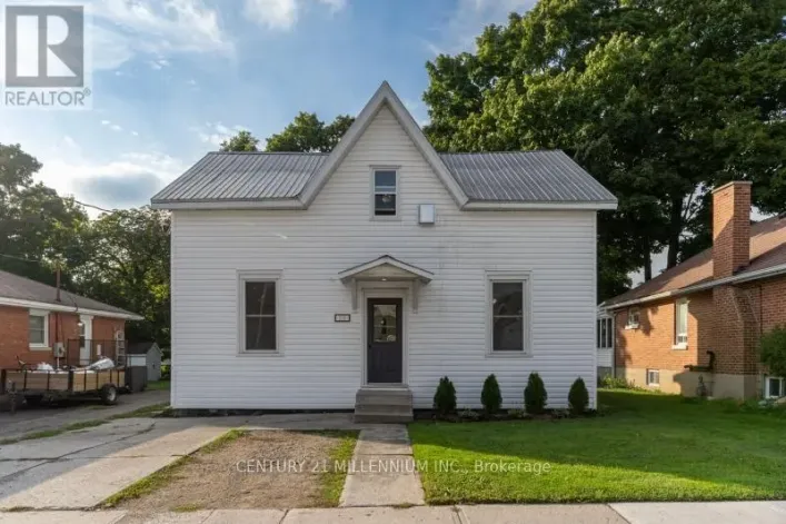 UPPER - 276 EDWARD STREET, North Huron