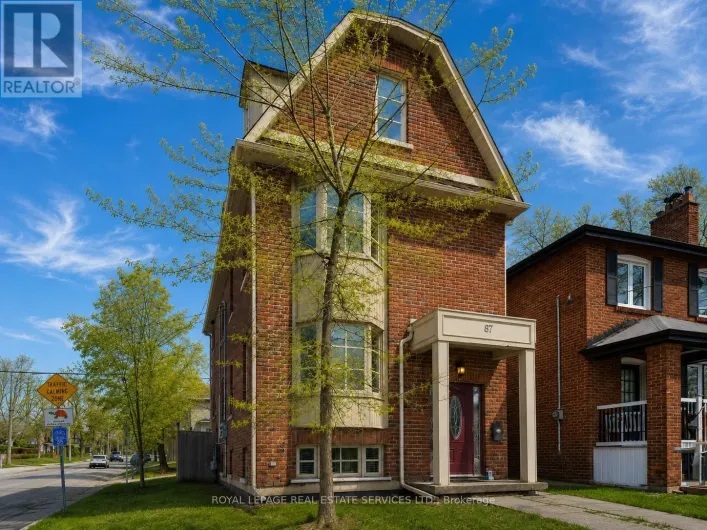 UPPER 3 BEDROOM - 87 LAWRENCE AVENUE W, Toronto