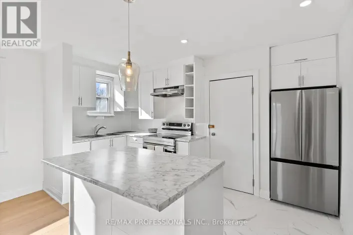 House for rent: UPPER - 308 JANE STREET, Toronto