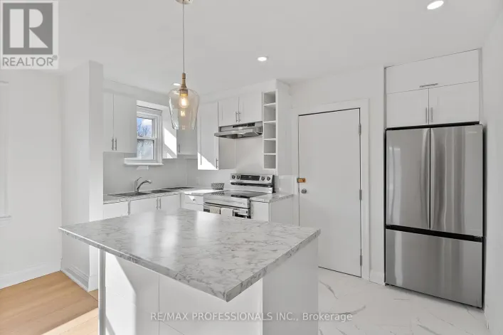 UPPER - 308 JANE STREET, Toronto