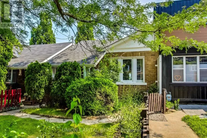 UPPER - 317 VICTORIA PARK AVENUE, Toronto