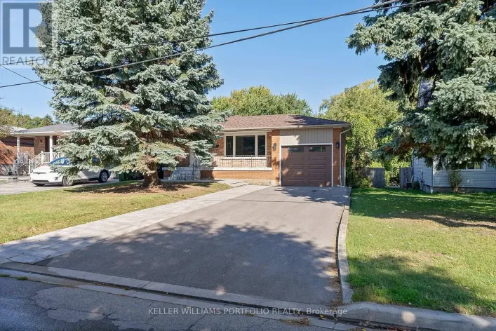 UPPER - 32 GATESVIEW AVENUE, Toronto