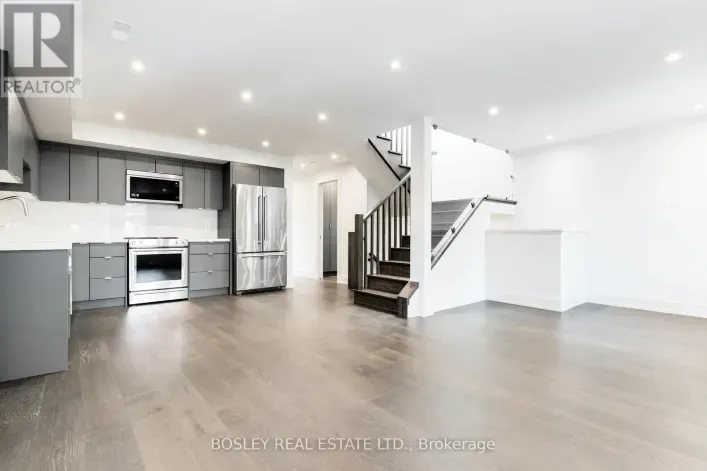 UPPER - 325 BRUNSWICK AVENUE, Toronto