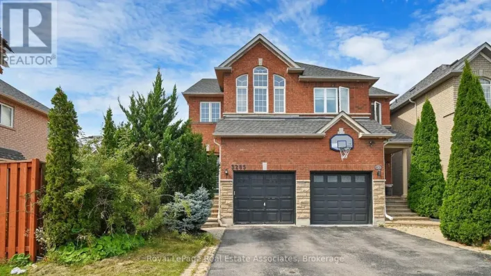 UPPER - 3285 APRICOT STREET, Mississauga