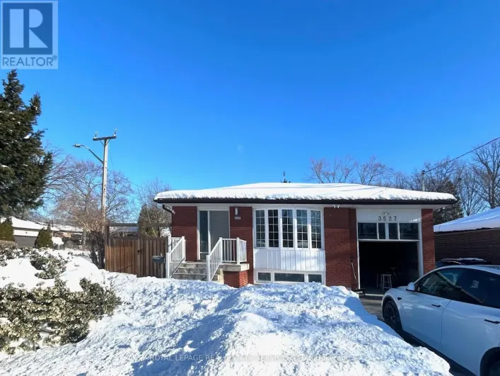 UPPER - 3527 THE CREDIT WOODLANDS, Mississauga