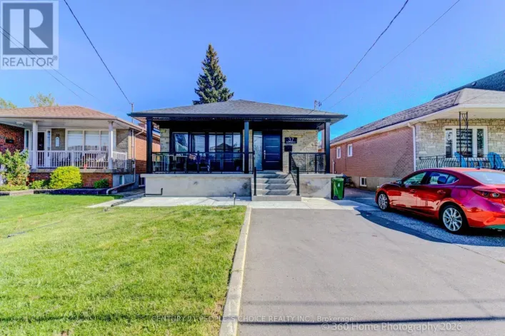 UPPER - 37 BENTWORTH AVENUE, Toronto
