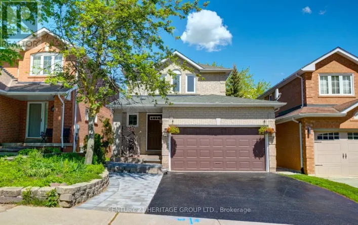 UPPER - 431 CARRUTHERS AVENUE, Newmarket