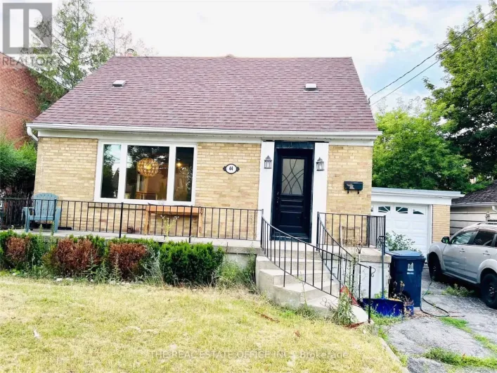 UPPER - 44 DALLAS ROAD, Toronto