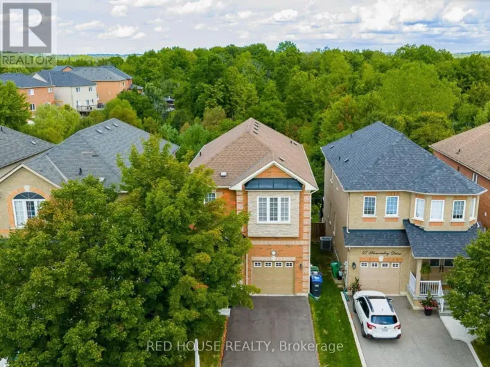 UPPER - 45 SILVERVALLEY DRIVE, Caledon