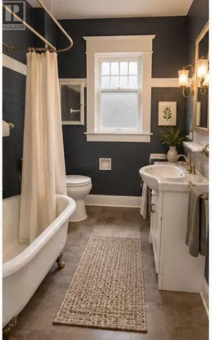 UPPER - 46 GROVE STREET, Welland