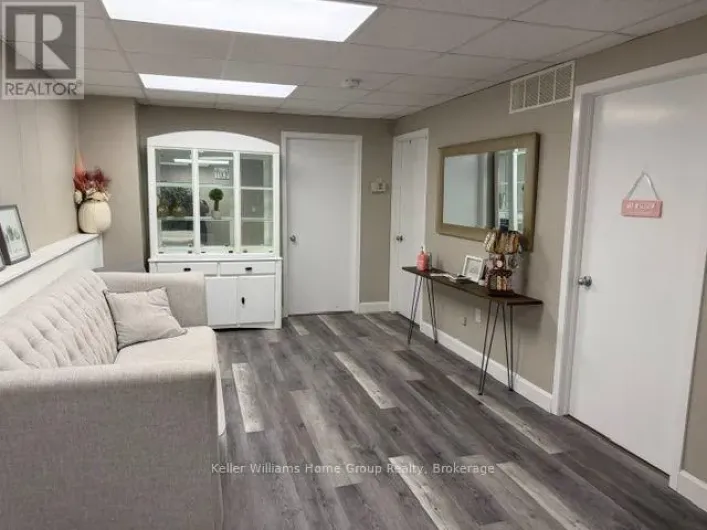 UPPER - 465A ST PATRICK STREET W, Centre Wellington