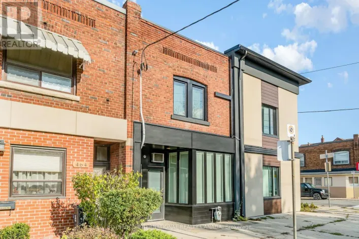 UPPER - 466 SAMMON AVENUE, Toronto