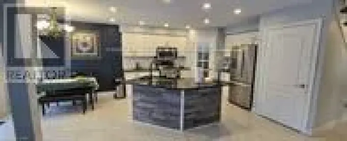 UPPER - 469 DANSBURY DRIVE, Waterloo