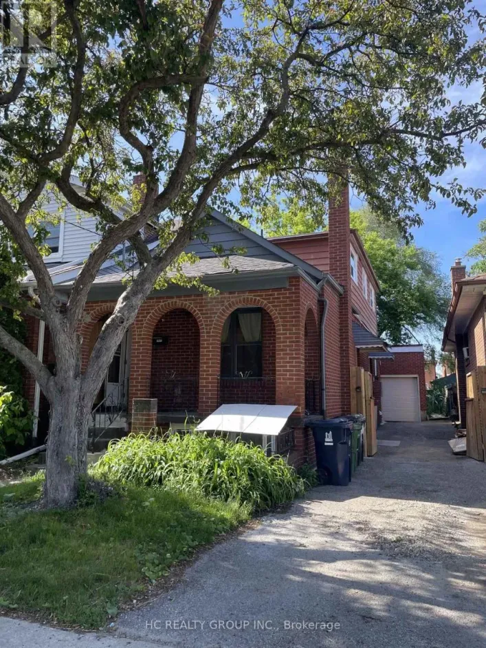 UPPER - 48 TORRENS AVENUE, Toronto