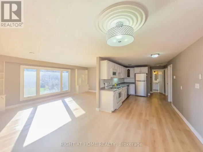 UPPER - 488 DEAN AVENUE, Oshawa