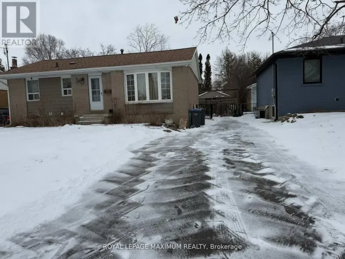 UPPER - 5 LAWRENCE CRESCENT, Brampton