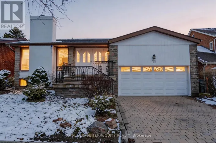 UPPER - 51 CHIEFSWOOD SQUARE, Toronto