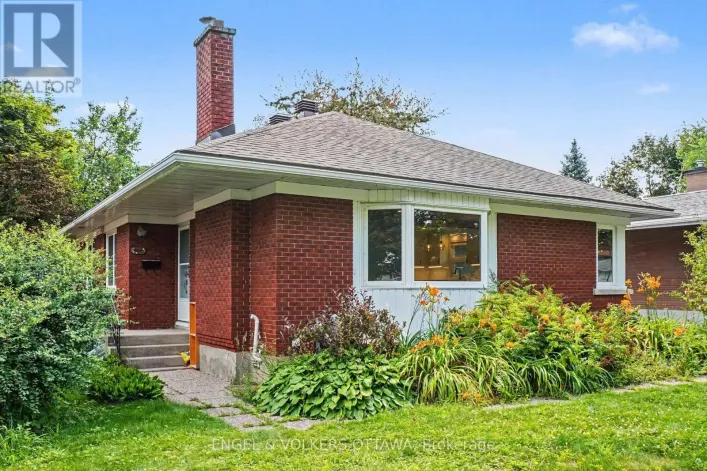 UPPER - 524 PENHILL AVENUE, Ottawa