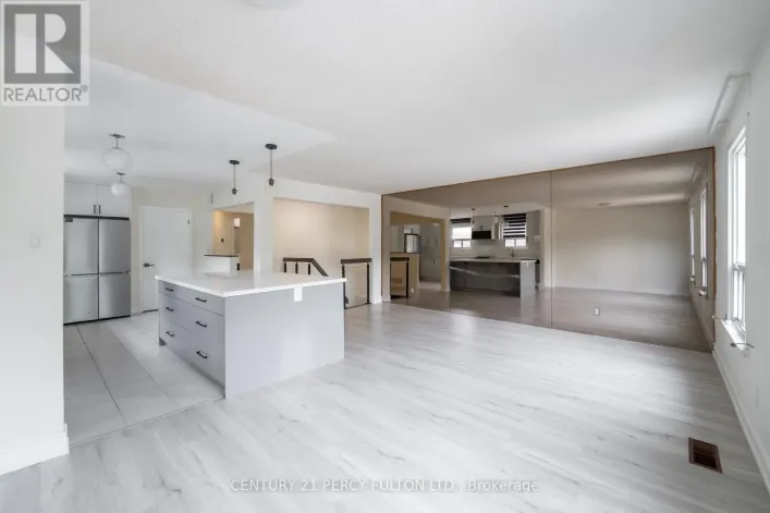 UPPER - 57 LILLOOET CRESCENT, Richmond Hill