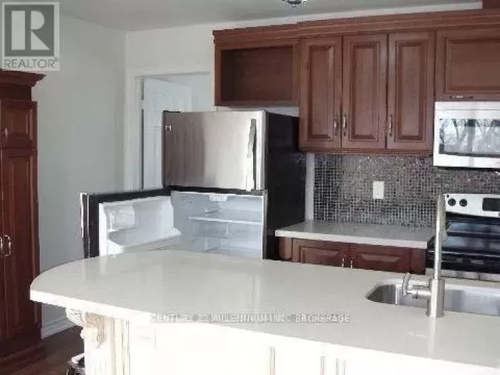 UPPER - 59 GARTHDALE COURT, Toronto