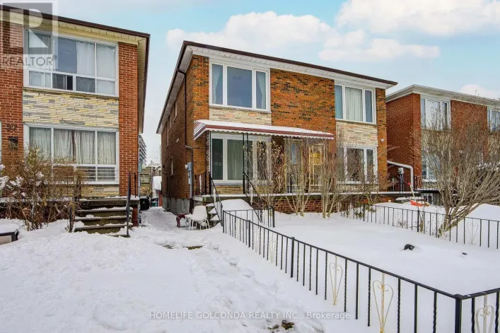 UPPER - 59 WOLSELEY STREET, Toronto