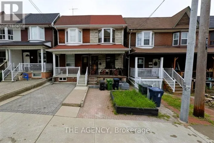 #UPPER - 613 DELAWARE AVENUE N, Toronto